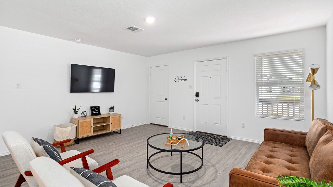 Photo of Livingroom in Southside