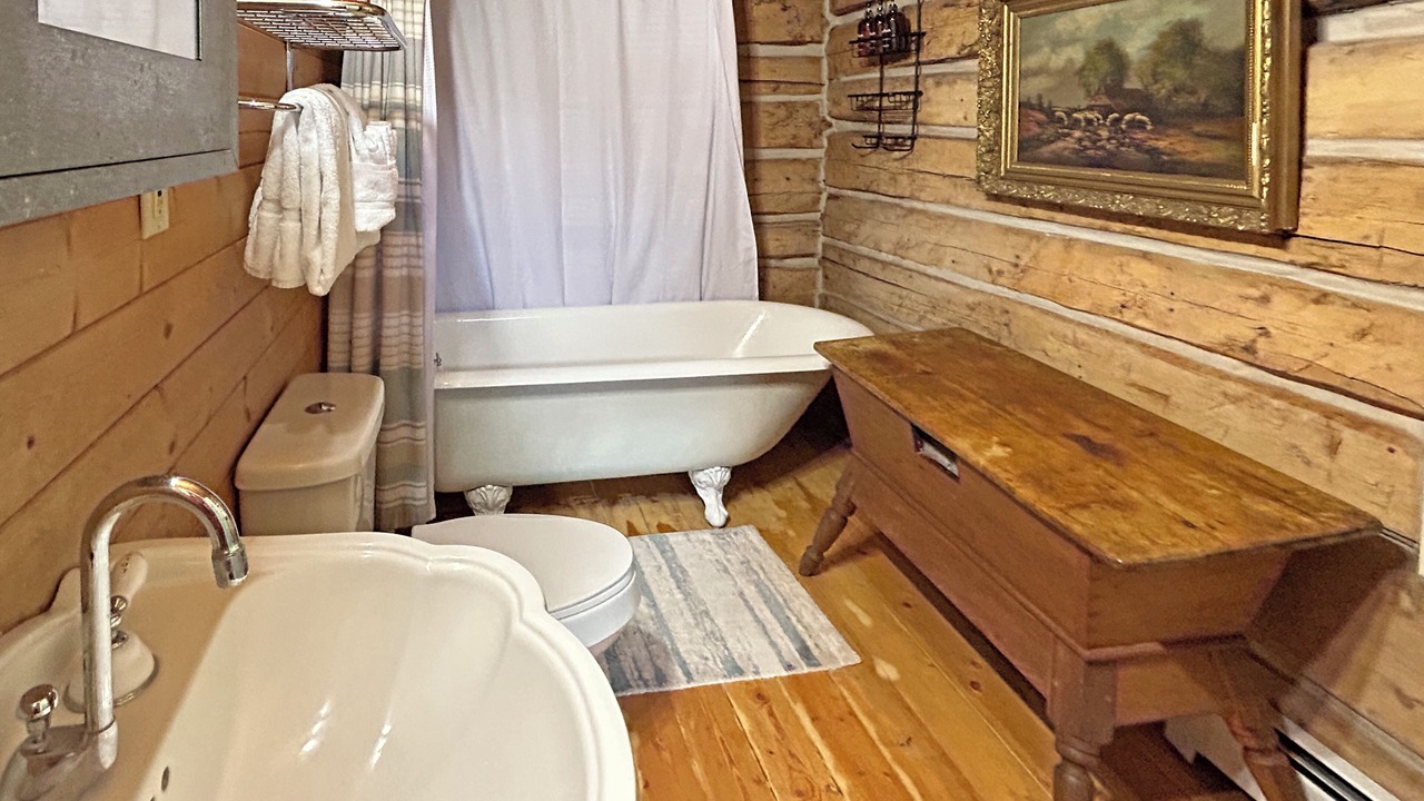 Photo of Bathroom in Mesa