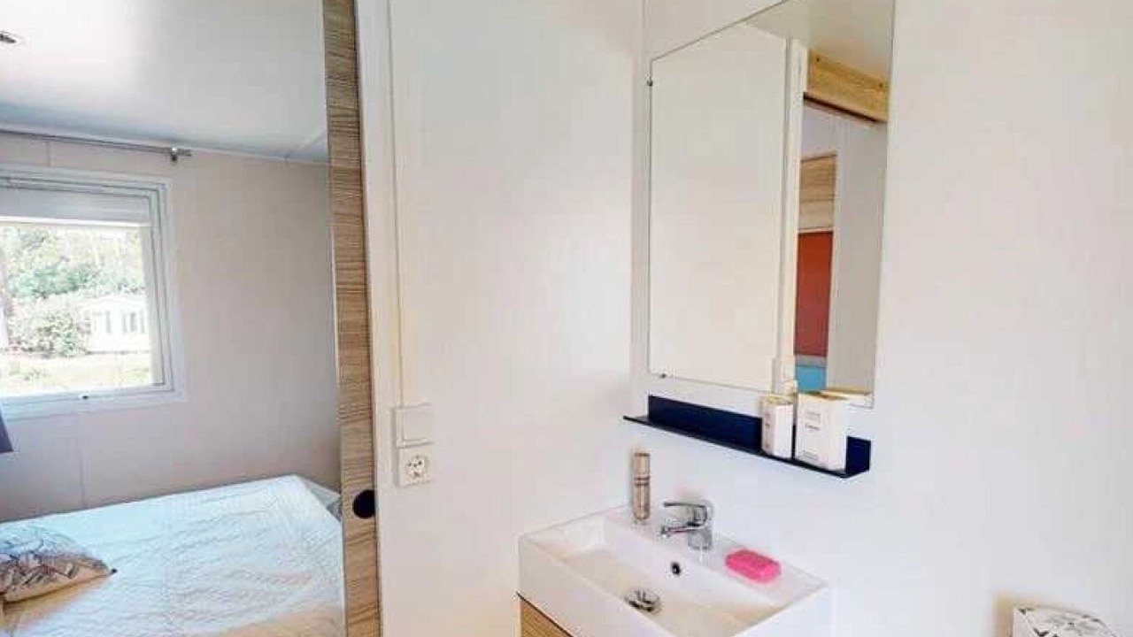 Photo of Bathroom in Condrieu