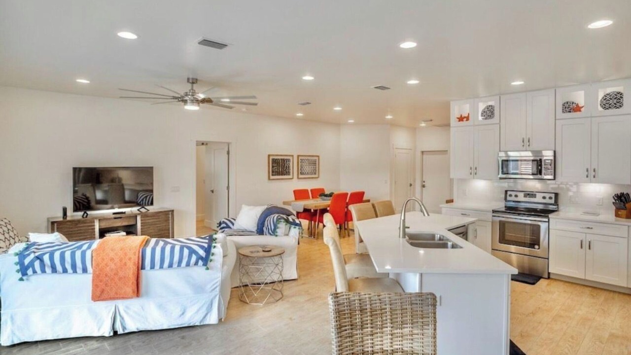 Photo of Livingroom in Kiska Beach