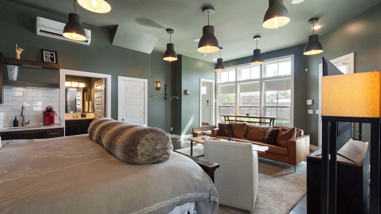 Photo of Bedroom in Downtown