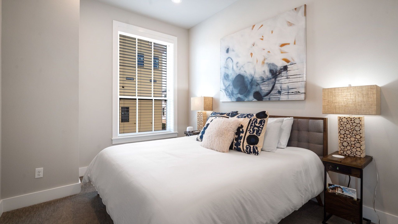 Photo of Bedroom in Downtown