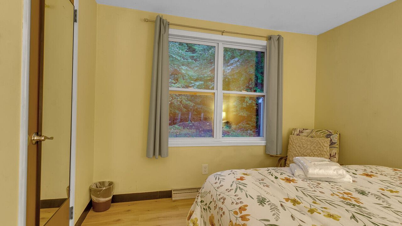 Photo of Bedroom in Town of Torrey