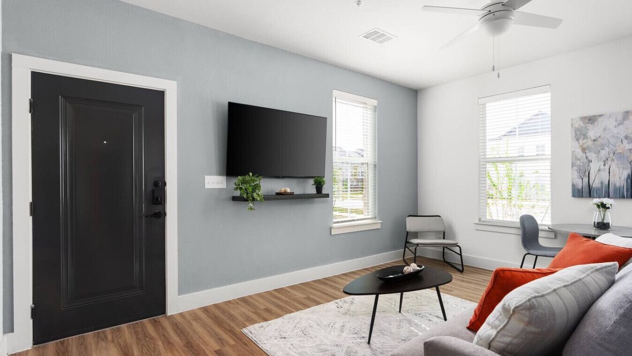 Photo of Livingroom in Pflugerville