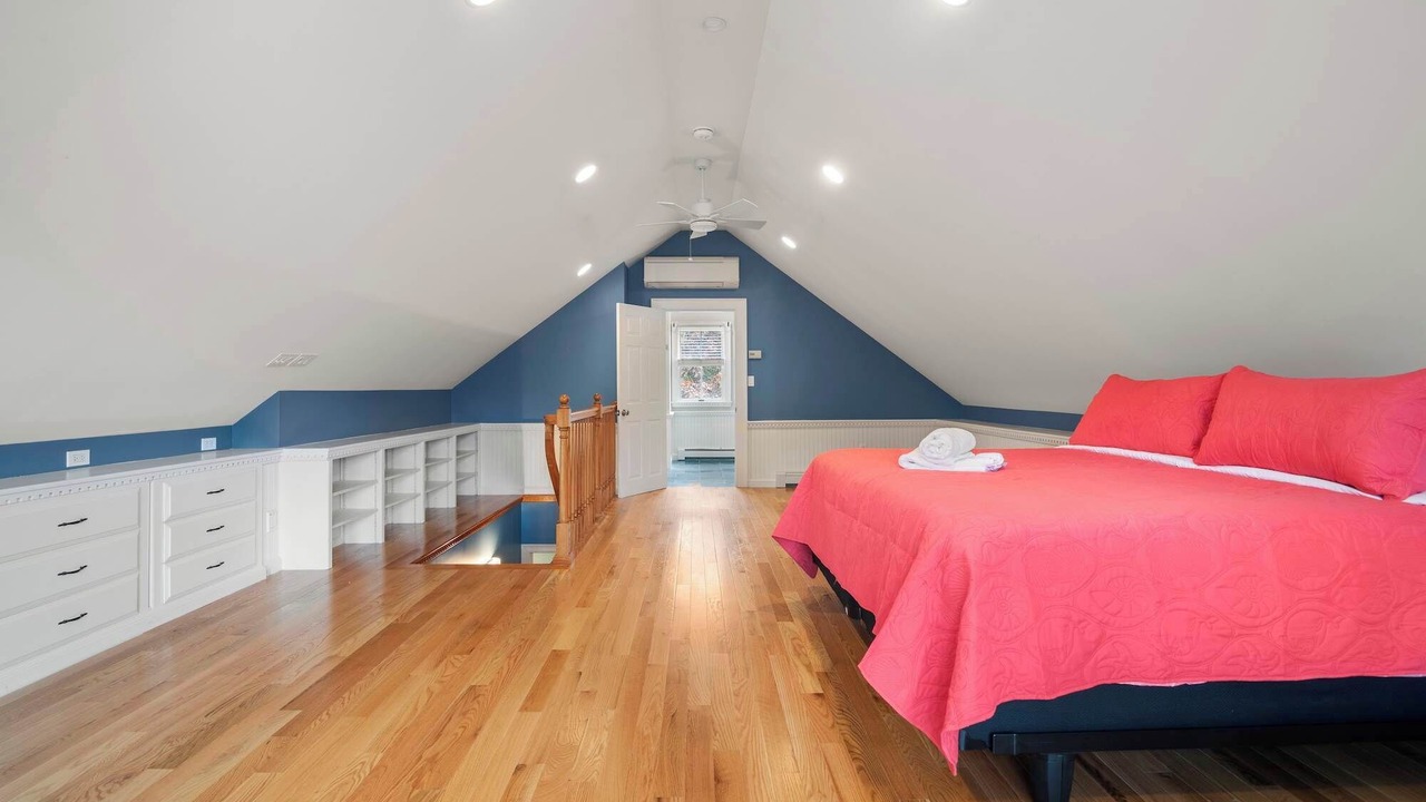 Photo of Others in West Dennis