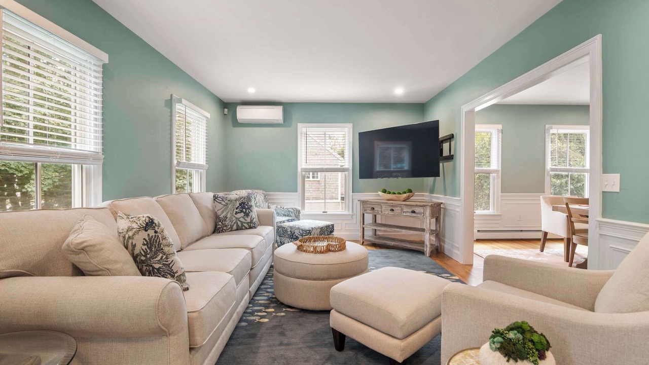 Photo of Livingroom in West Dennis