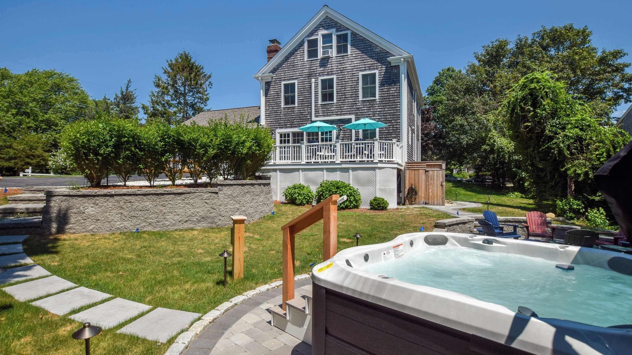 Photo of Patio Balcony in West Dennis
