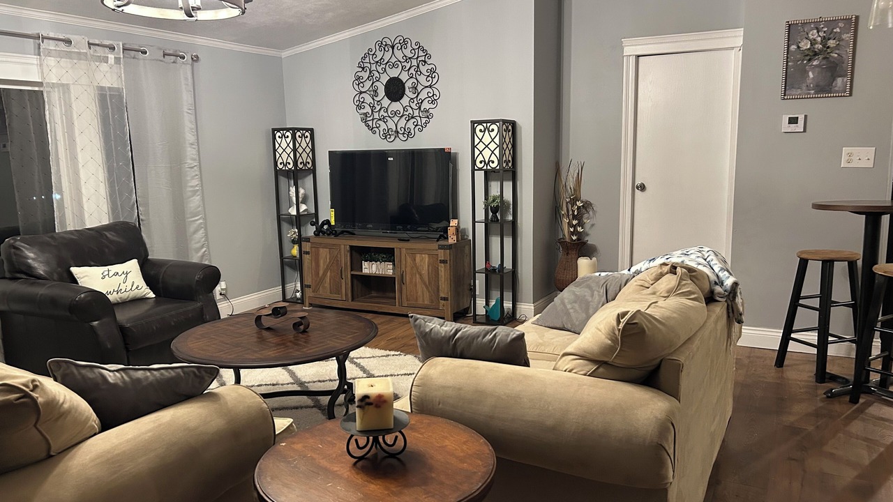 Photo of Livingroom in Ruth
