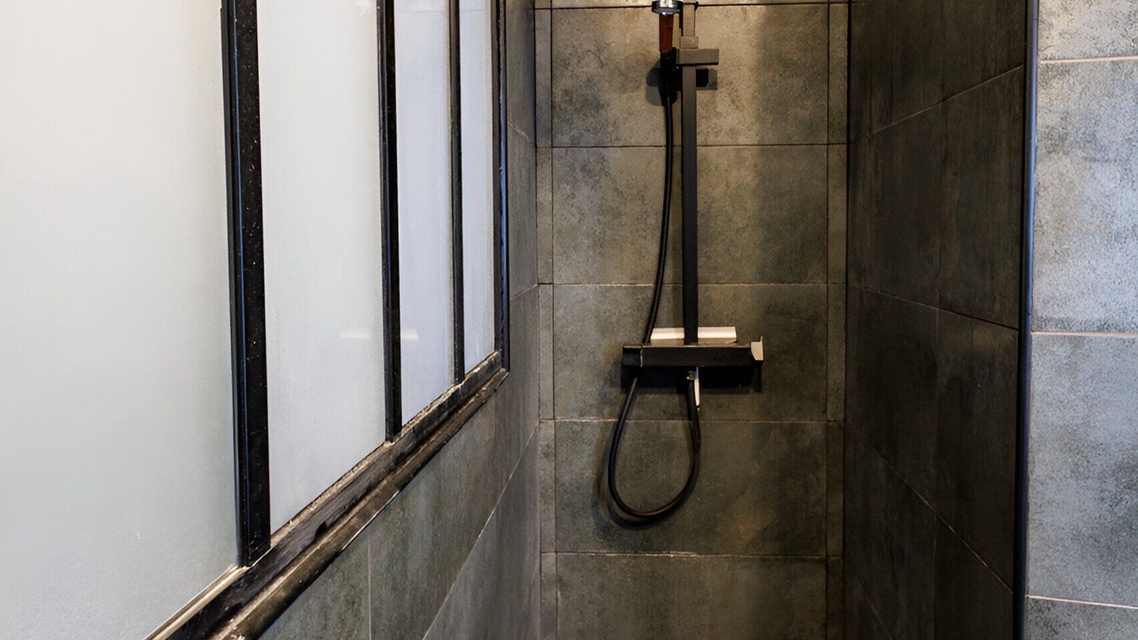 Photo of Bathroom in La Chapelle-en-Serval