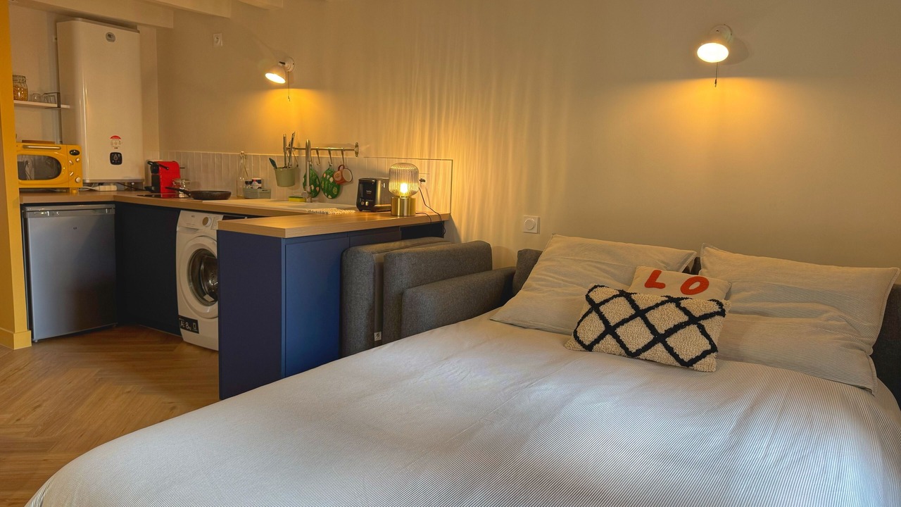 Photo of Bedroom in Tournus