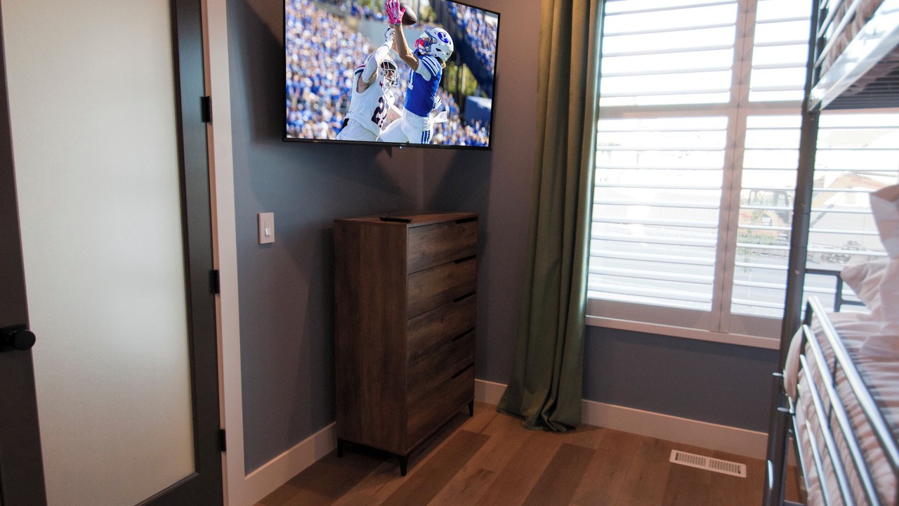 Photo of Bedroom in Mountain Green