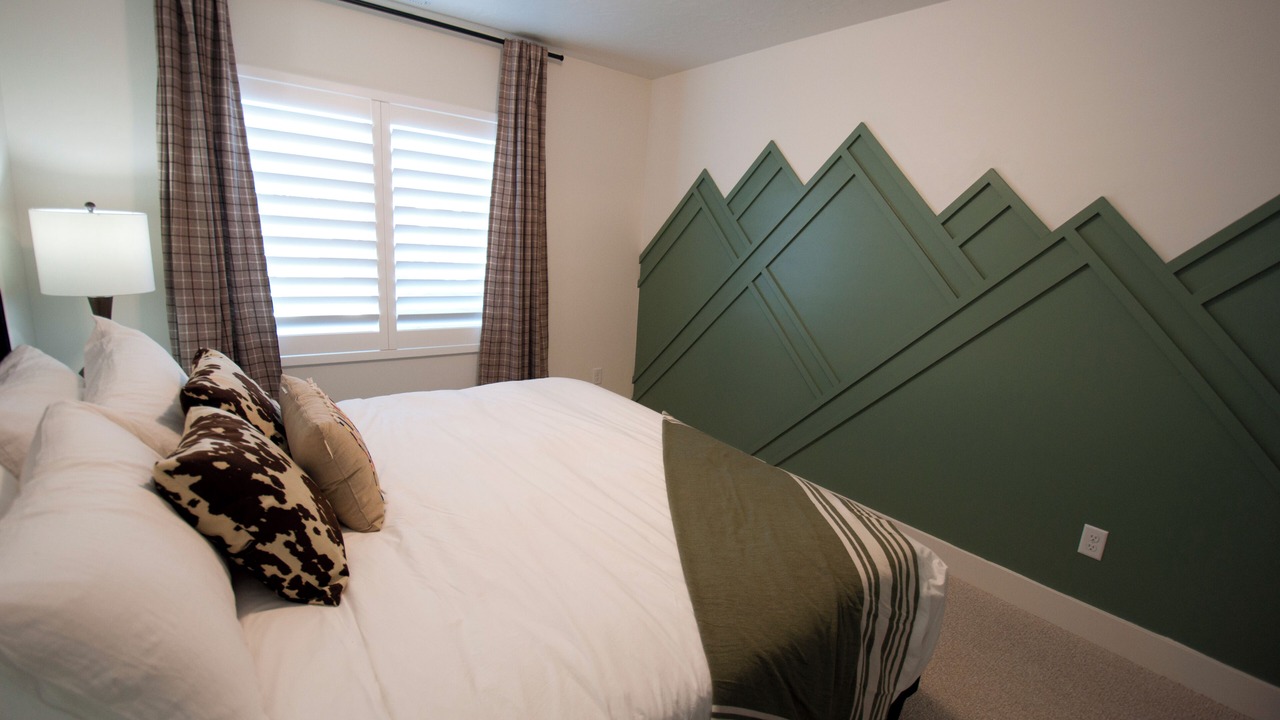 Photo of Bedroom in Mountain Green