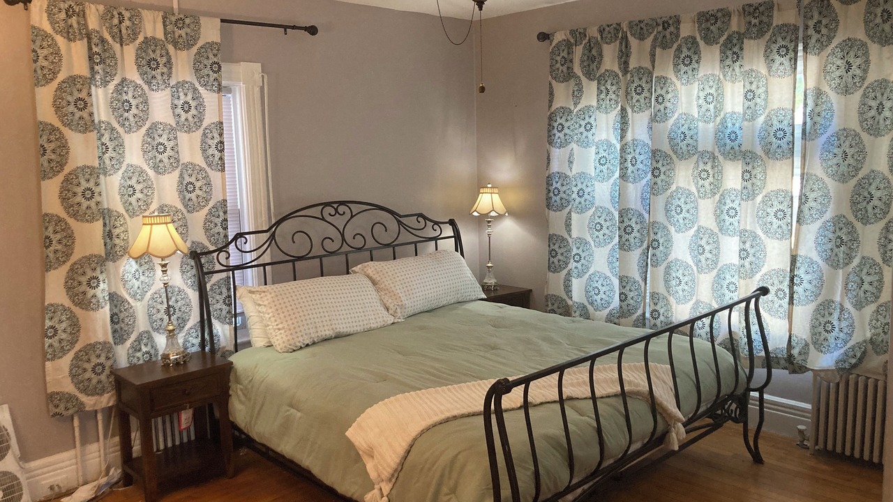Photo of Bedroom in Glens Falls