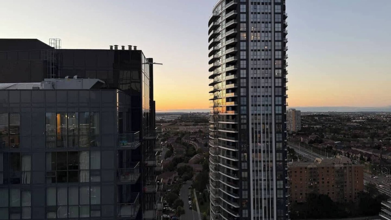 Photo of Outdoor in Hurontario