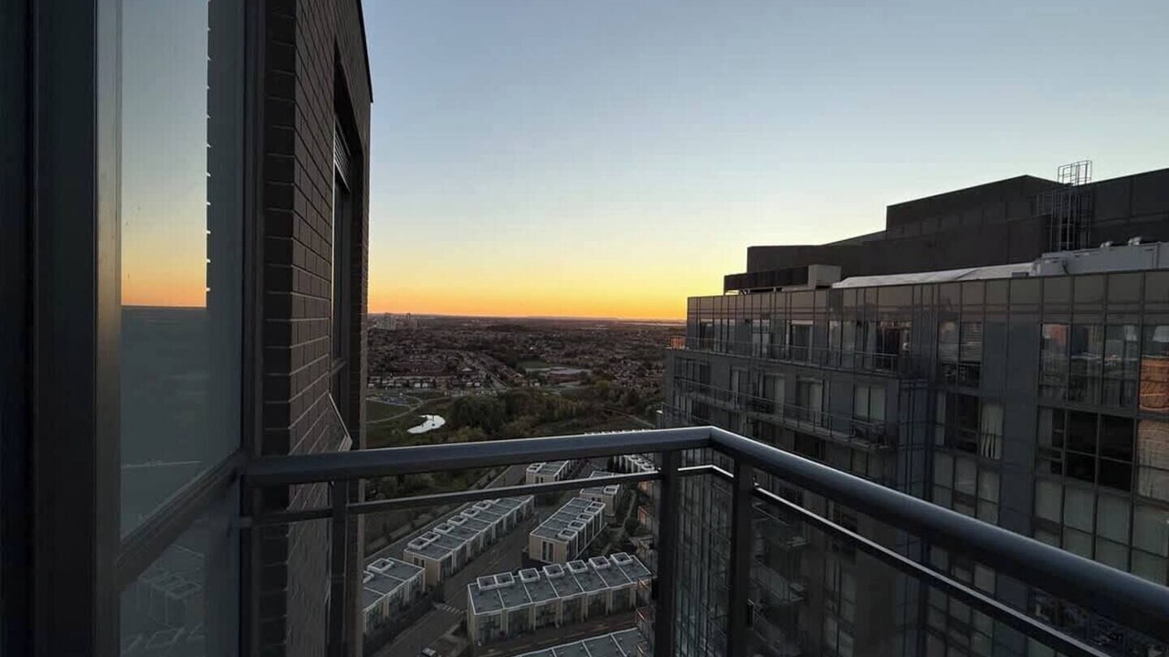 Photo of Outdoor in Hurontario