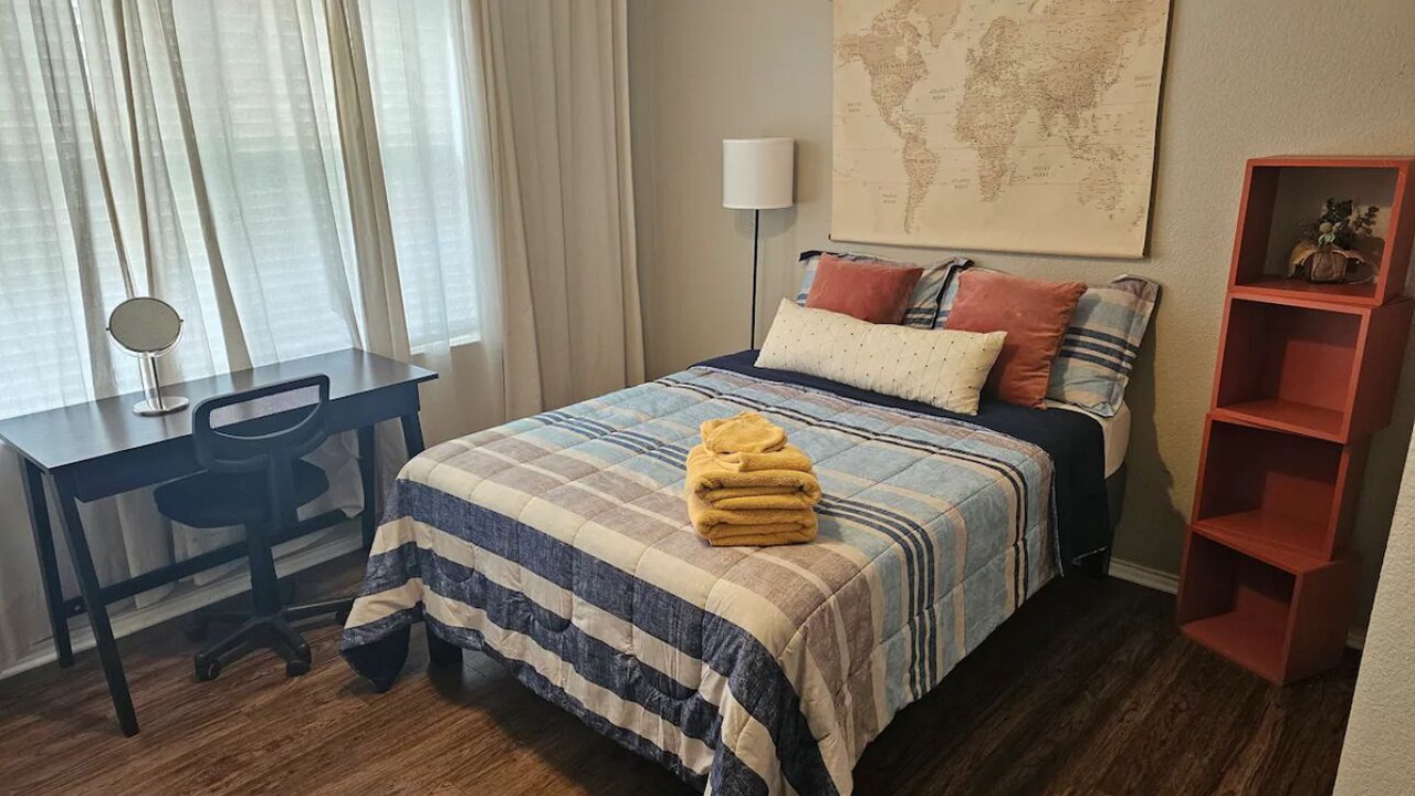 Photo of Bedroom in Glenn Heights