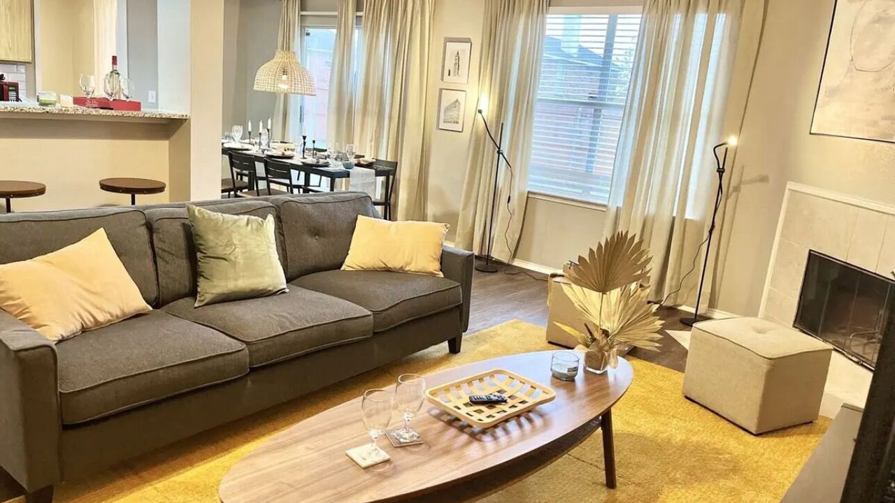 Photo of Livingroom in Glenn Heights