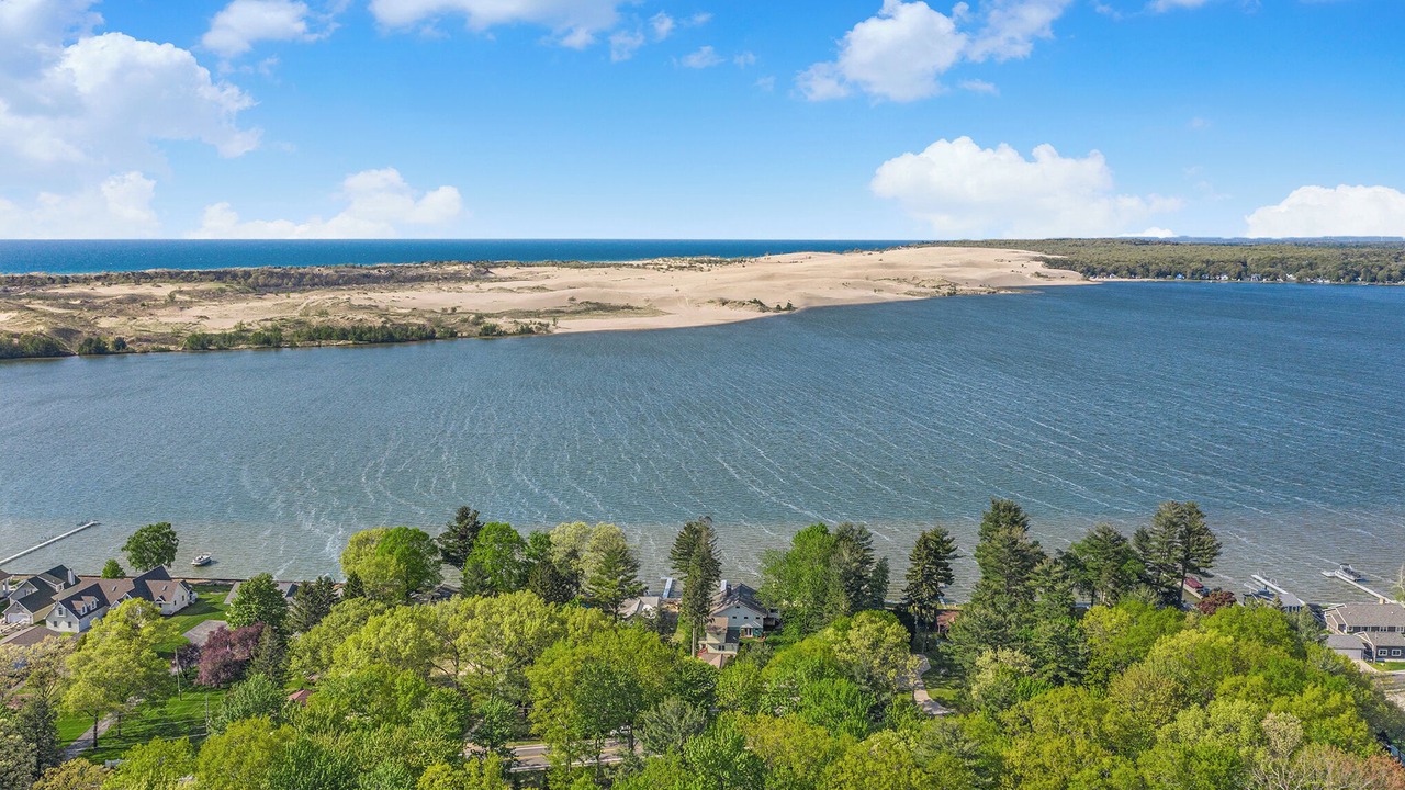 Photo of Outdoor in Silver Lake