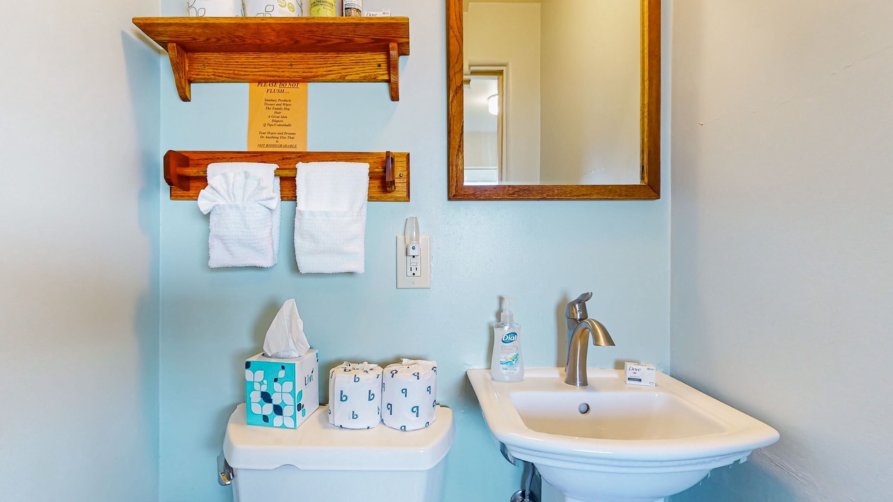 Photo of Bathroom in Mains Farm