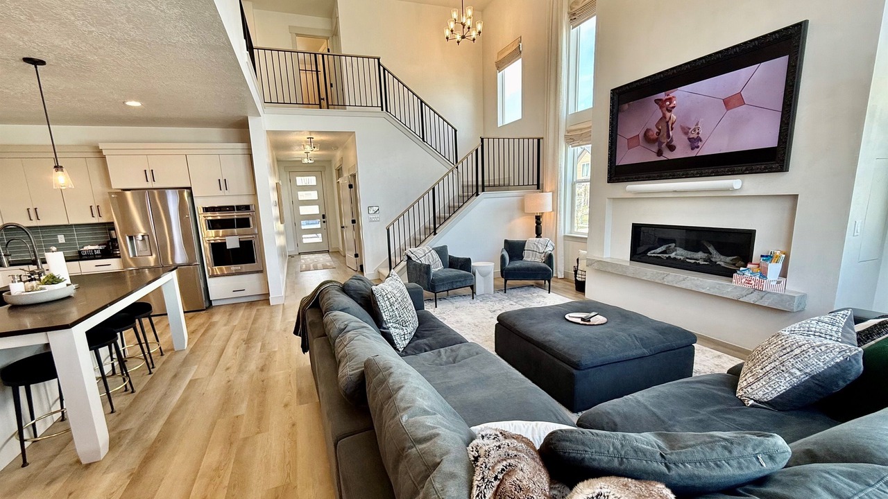 Photo of Livingroom in Lehi