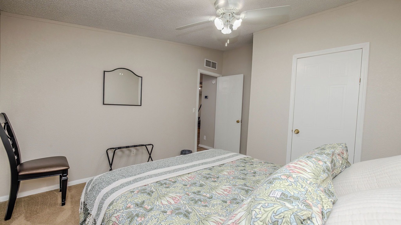 Photo of Bedroom in Graford