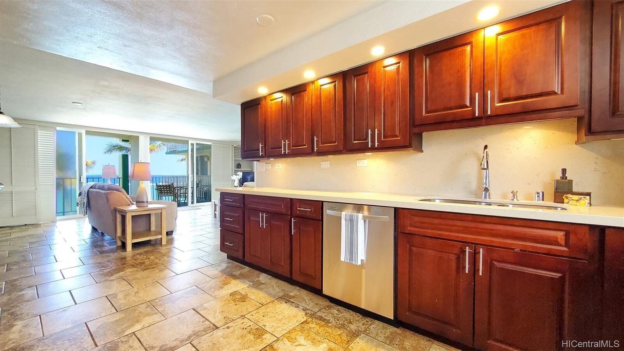 Photo of Others in Punaluu