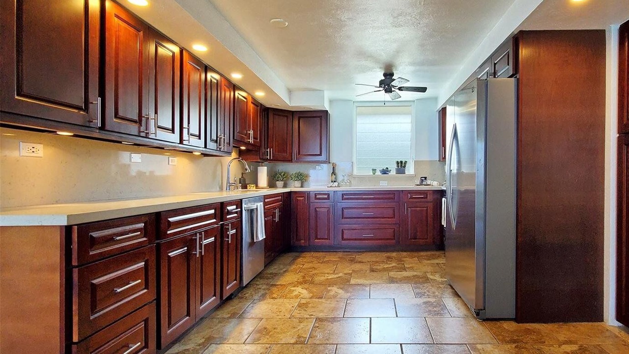 Photo of Others in Punaluu