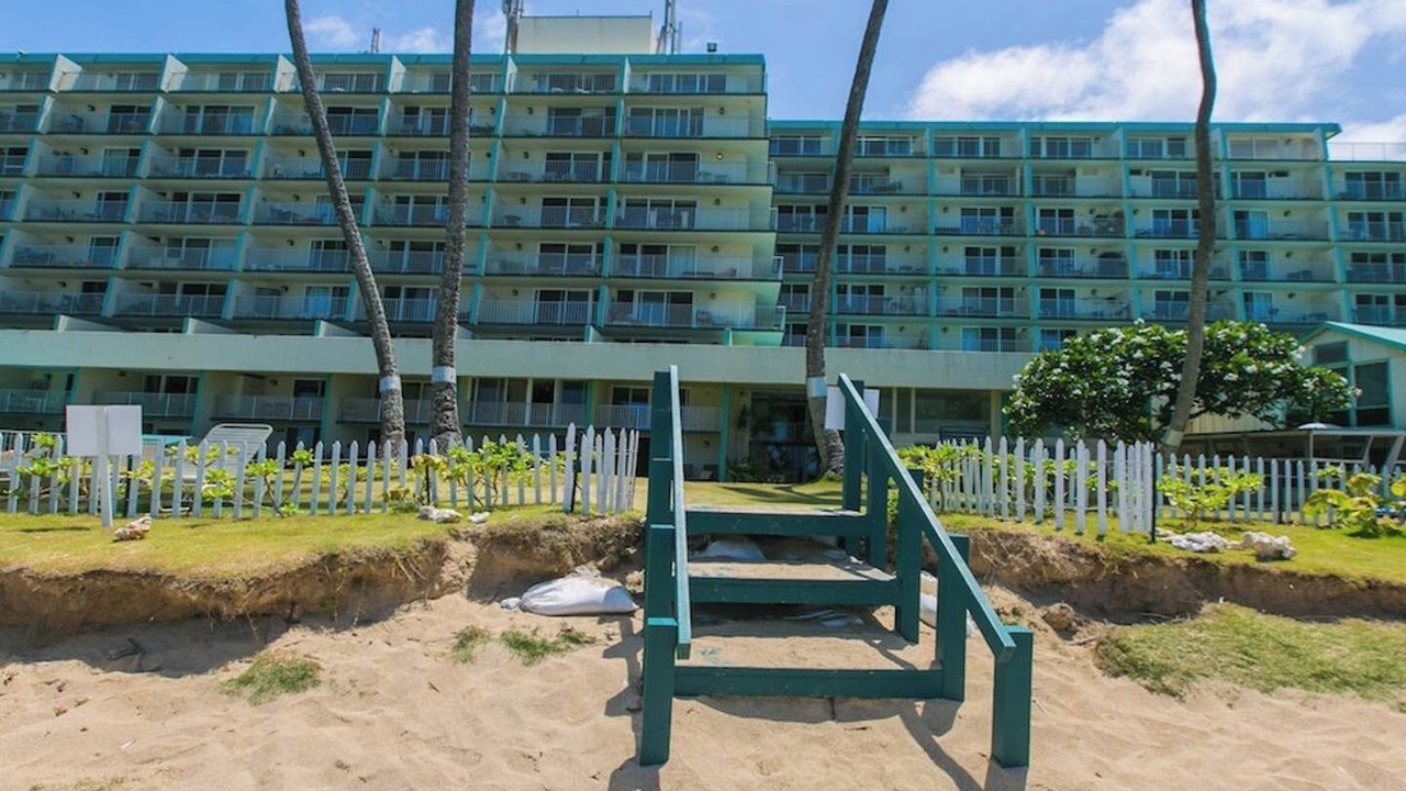 Photo of Others in Punaluu