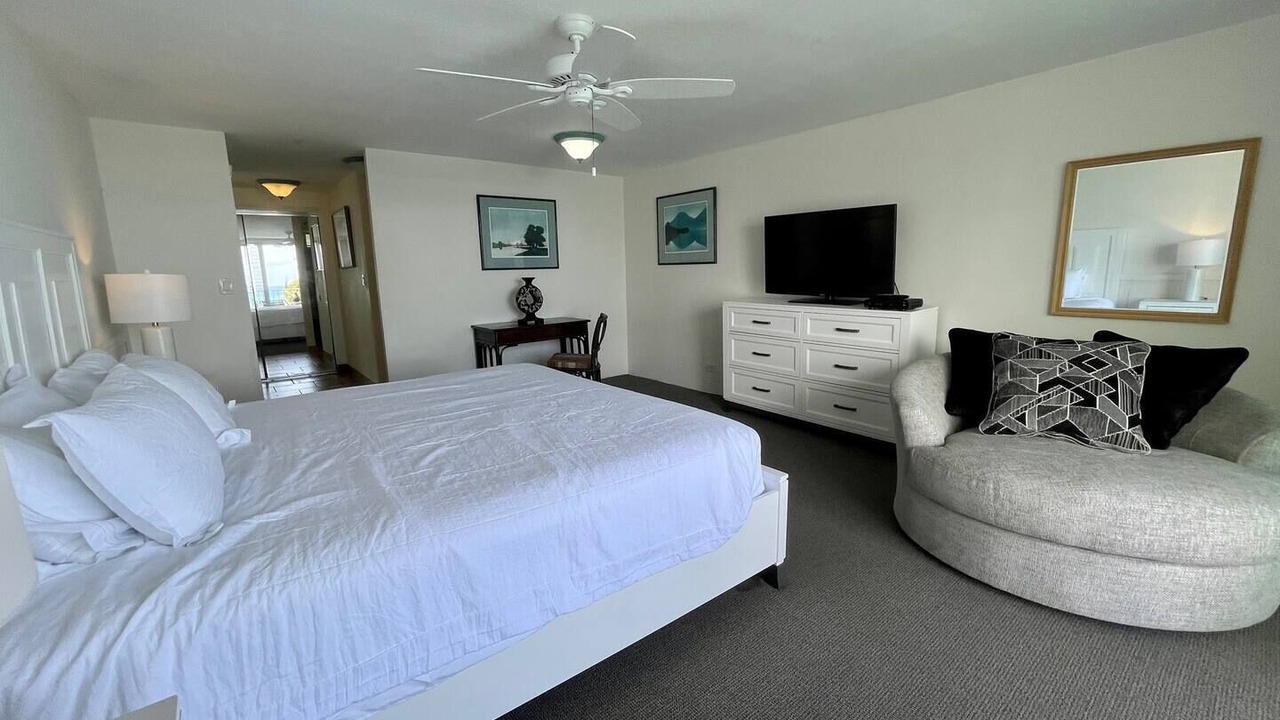 Photo of Others in Punaluu