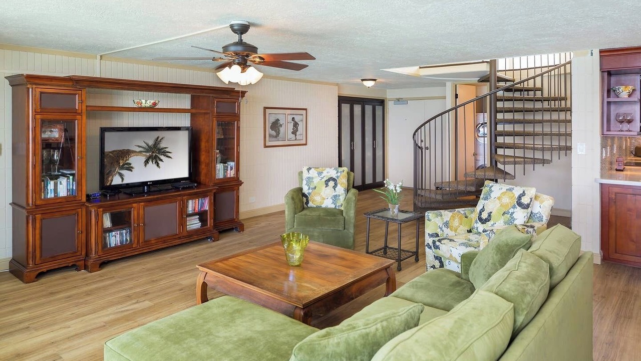 Photo of Others in Punaluu