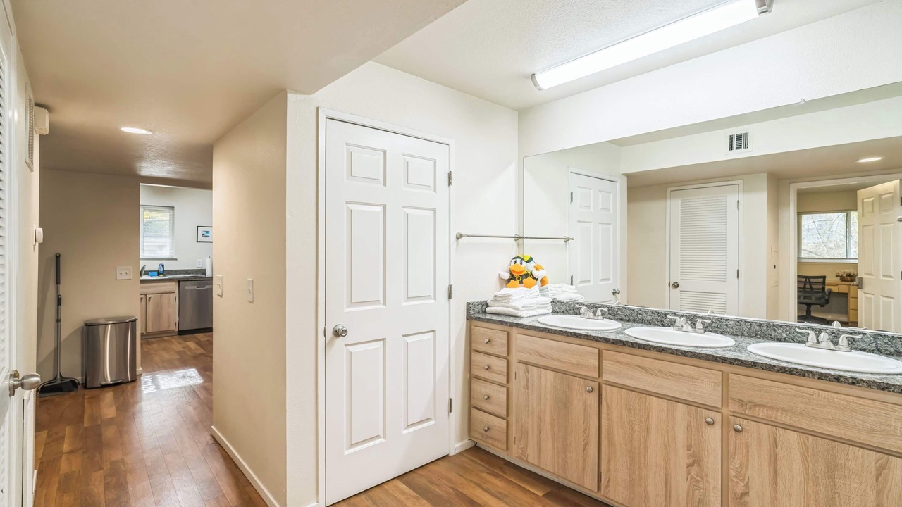 Photo of Others in Harlow