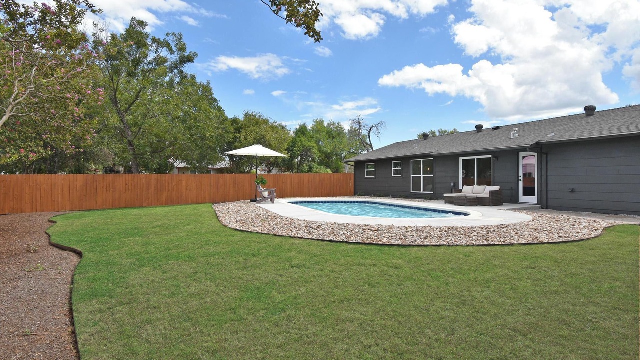 Photo of Outdoor in South Manchaca