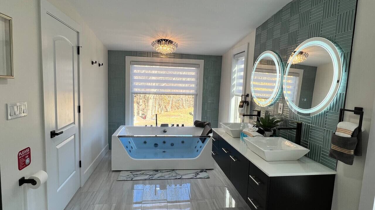 Photo of Bathroom in Round Top