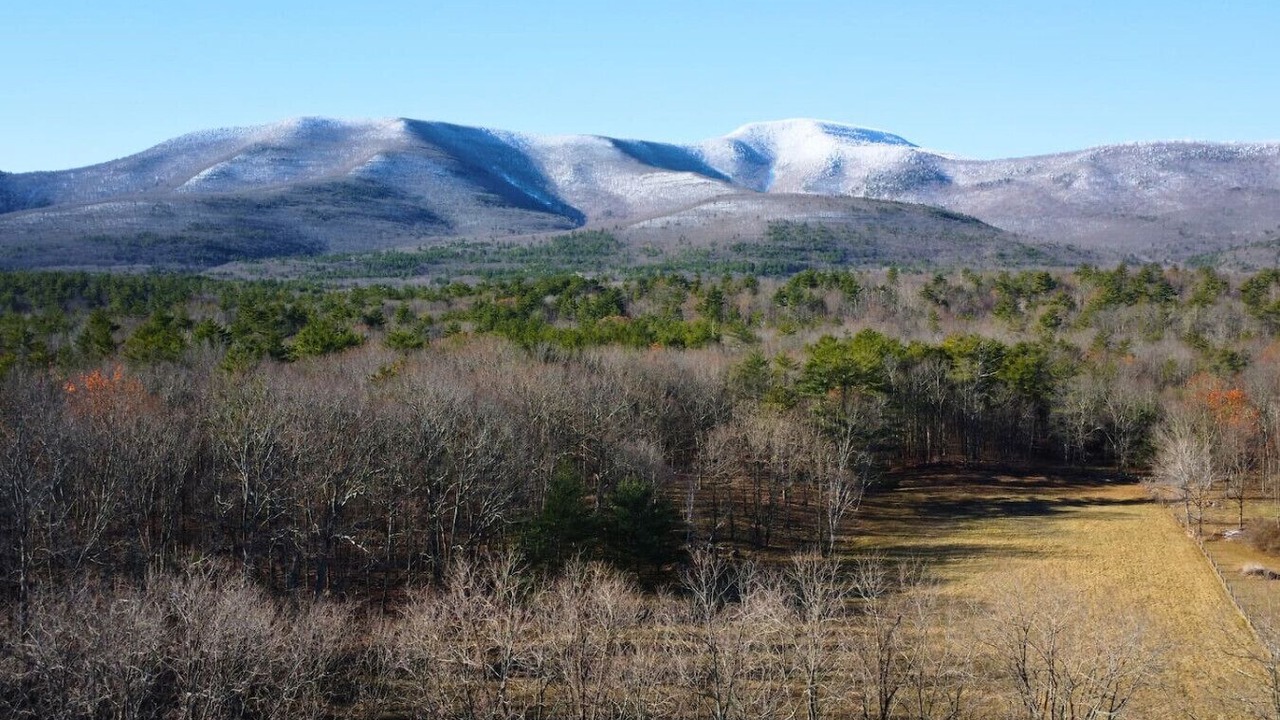 Photo of Others in Round Top