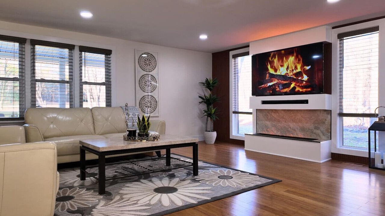 Photo of Livingroom in Round Top