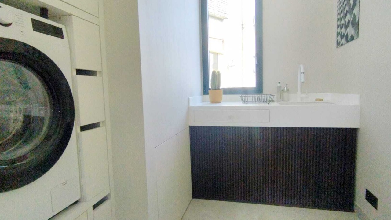 Photo of Bathroom in 17th Arrondissement