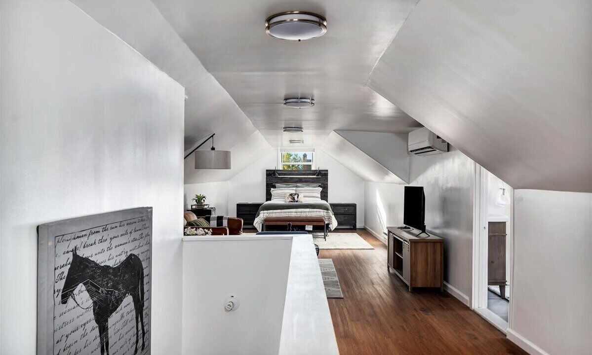 Photo of Bedroom in Troy