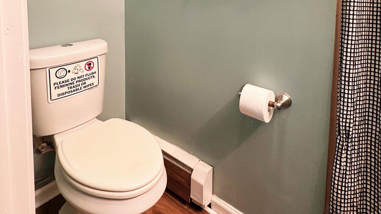 Photo of Bathroom in Union City