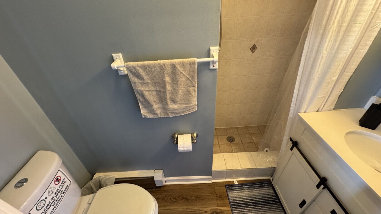 Photo of Bathroom in Union City