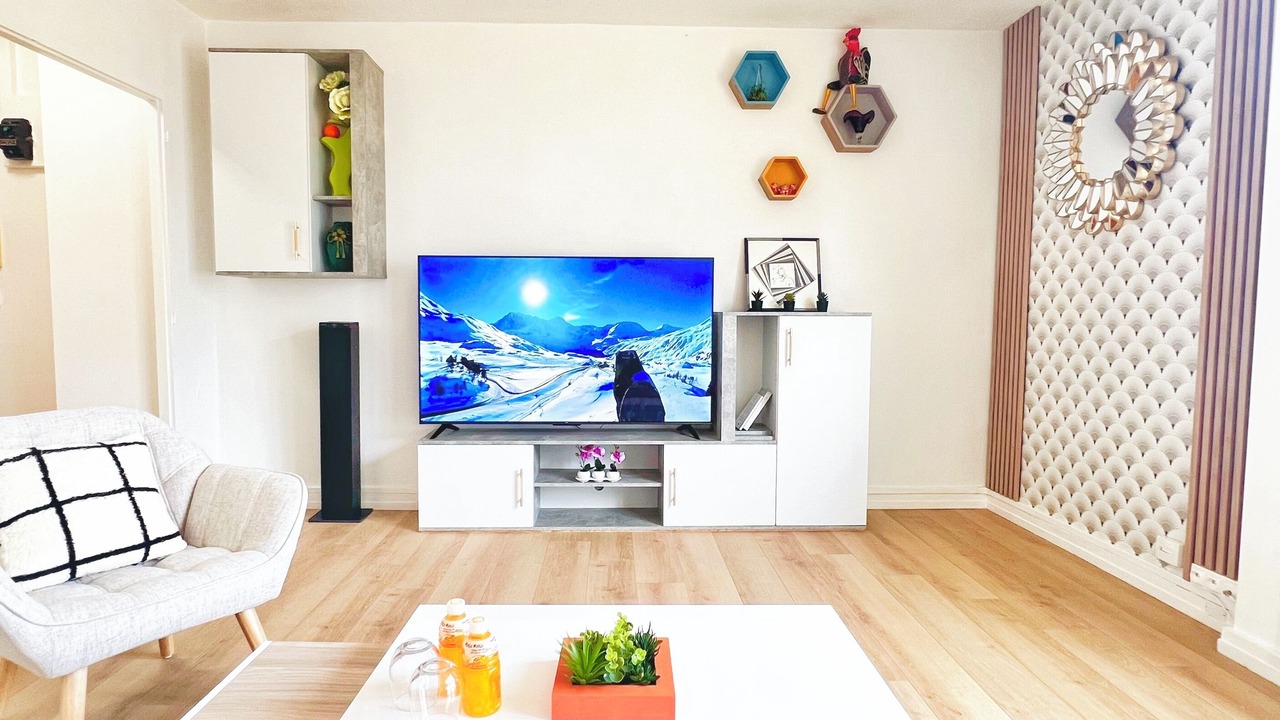 Photo of Others in Chateau
