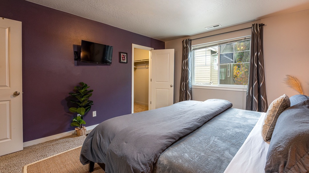 Photo of Bedroom in Corvallis