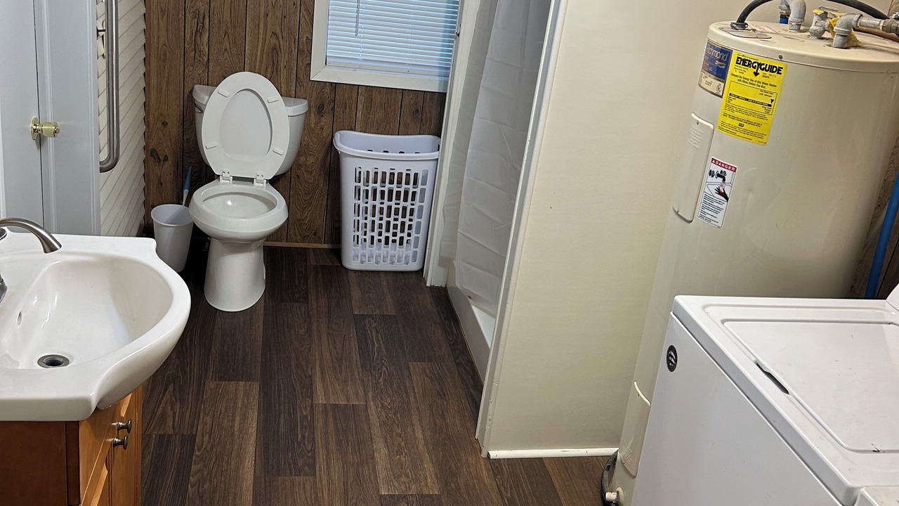 Photo of Bathroom in Ethel