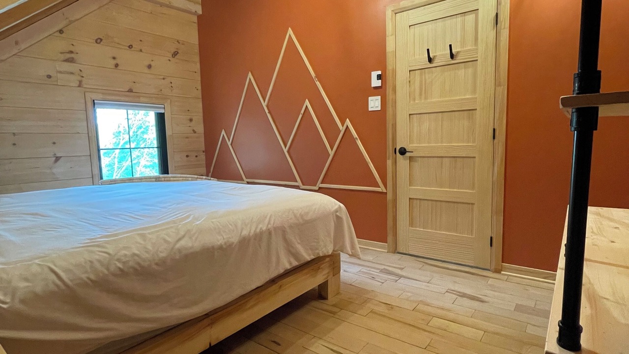 Photo of Bedroom in Val-des-Lacs