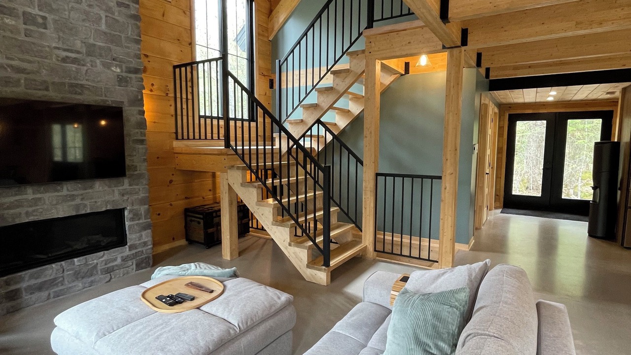 Photo of Livingroom in Val-des-Lacs