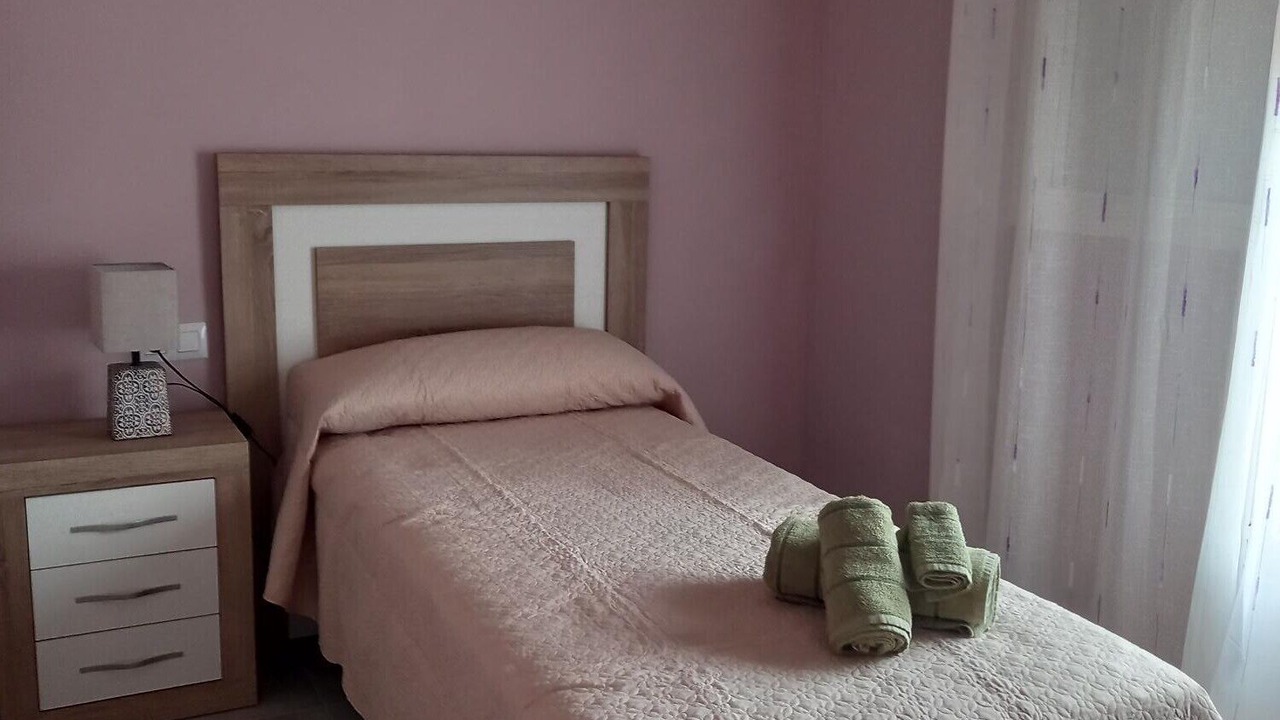 Photo of Bedroom in Castejon de Valdejasa