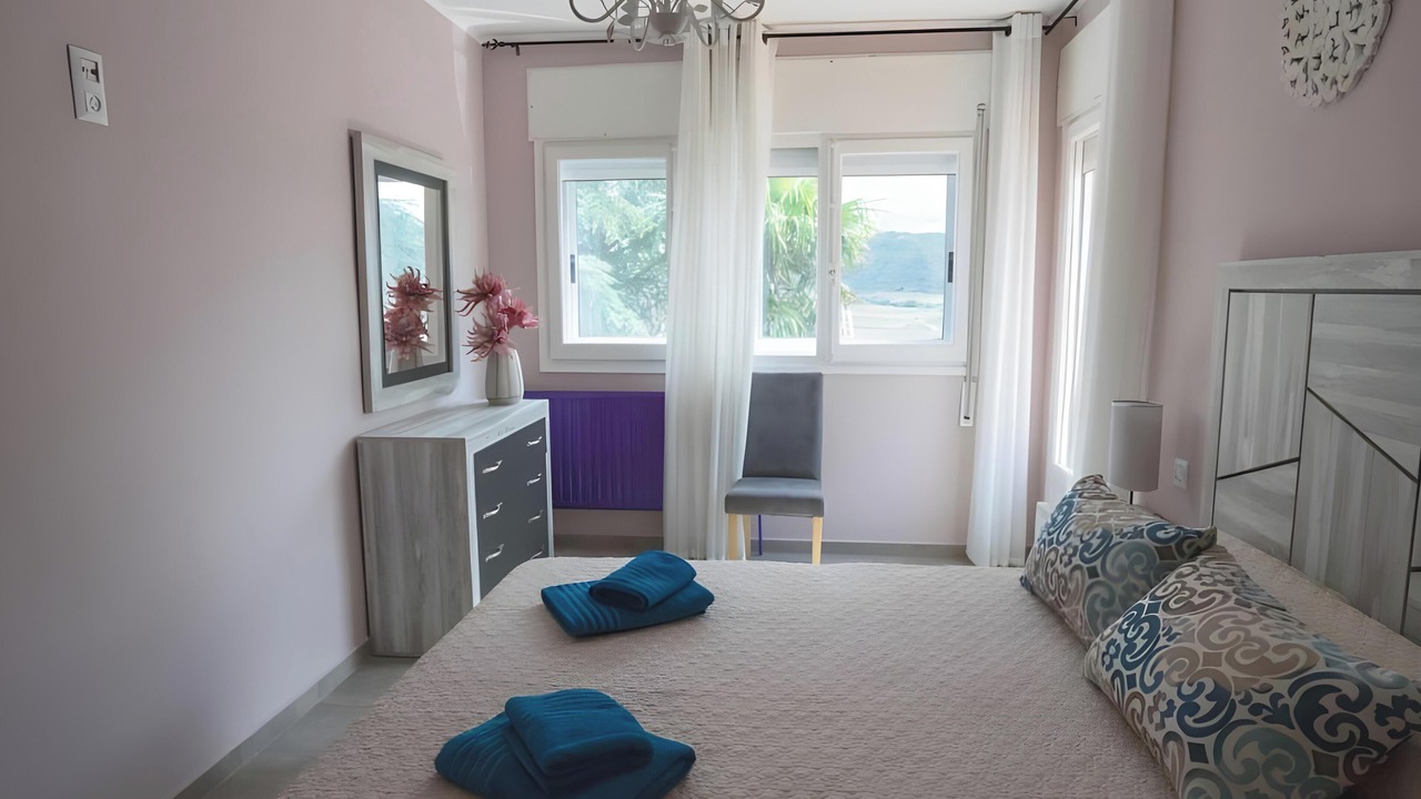 Photo of Bedroom in Castejon de Valdejasa
