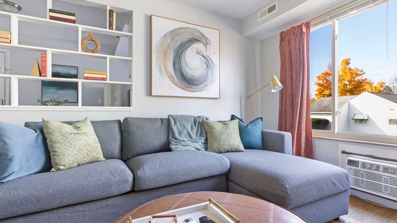 Photo of Bedroom in Maple Heights