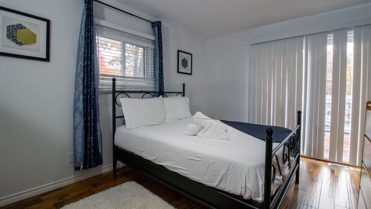 Photo of Bedroom in Midland