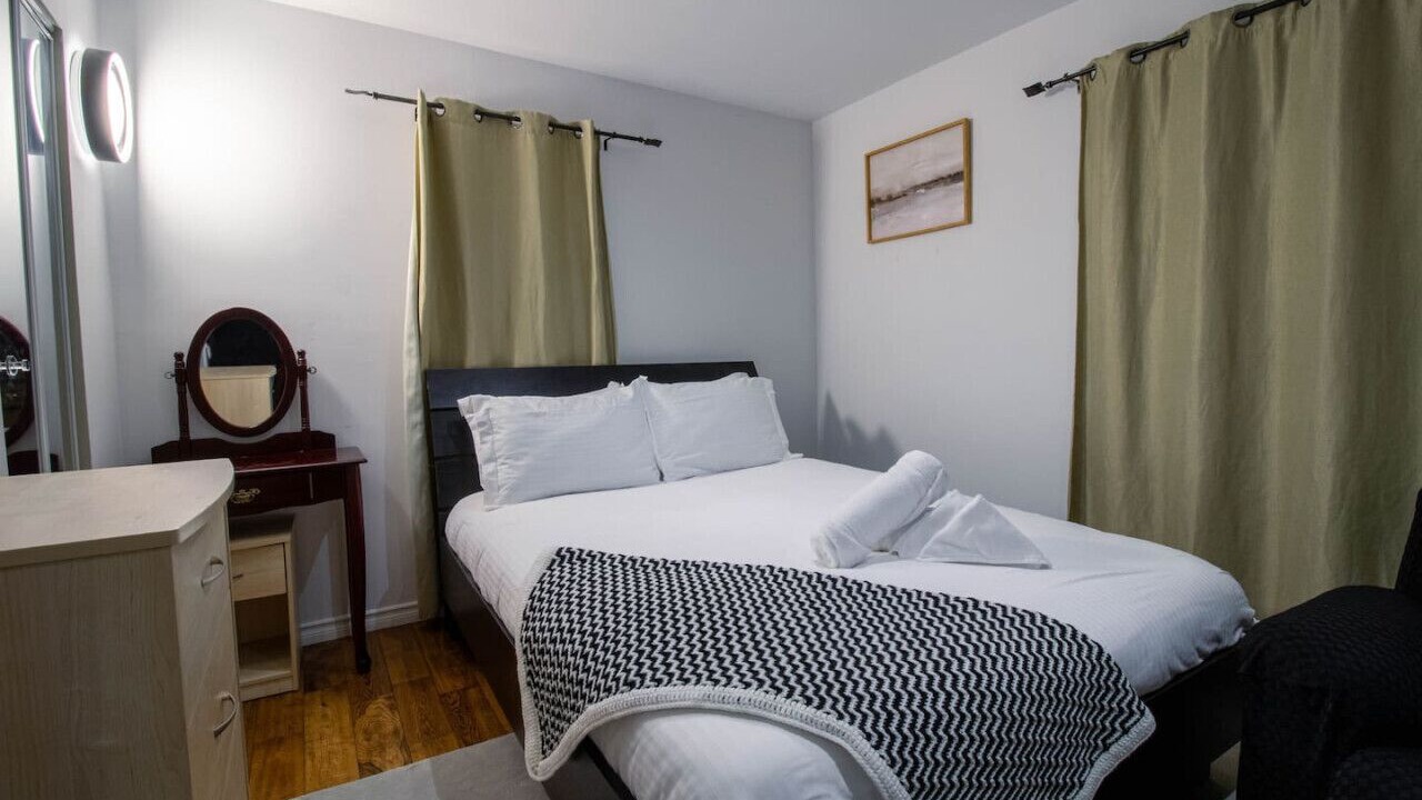 Photo of Bedroom in Midland