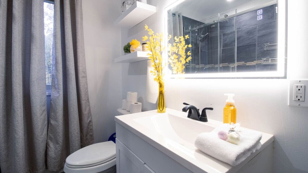 Photo of Bathroom in Midland